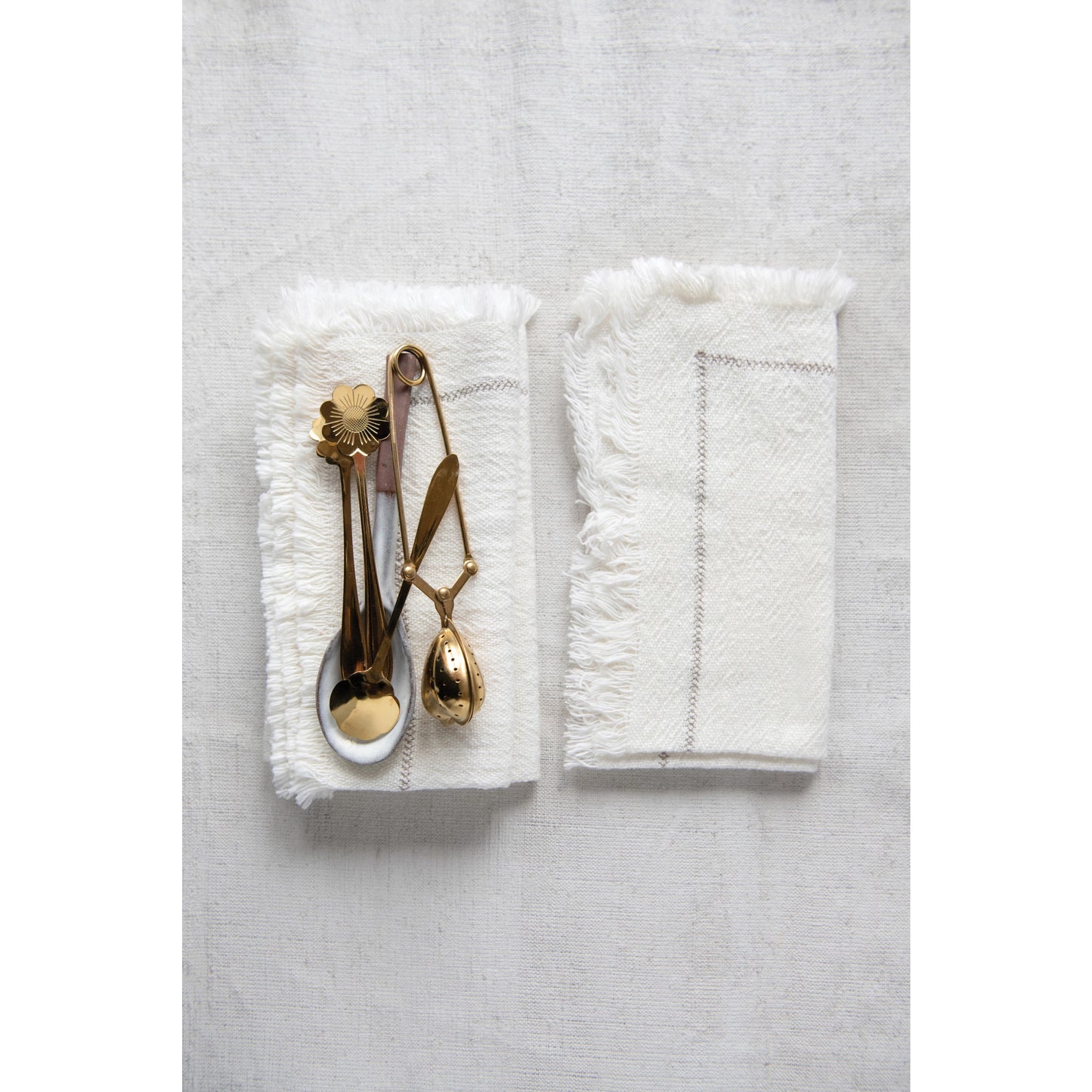 Cream Fringe Napkin Set