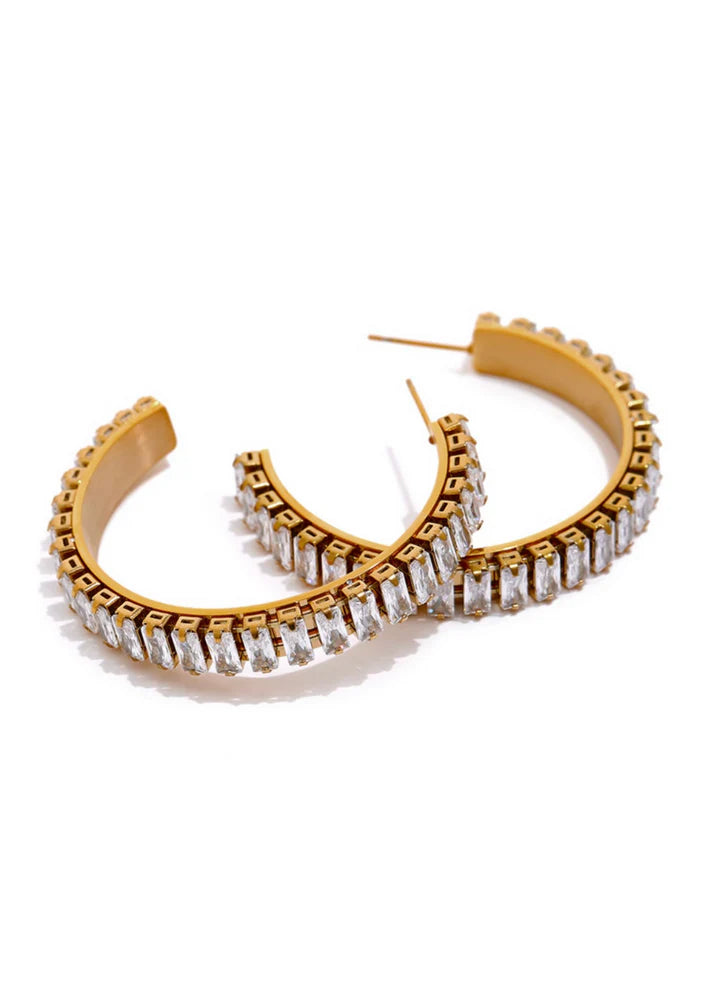 Liza Hoops