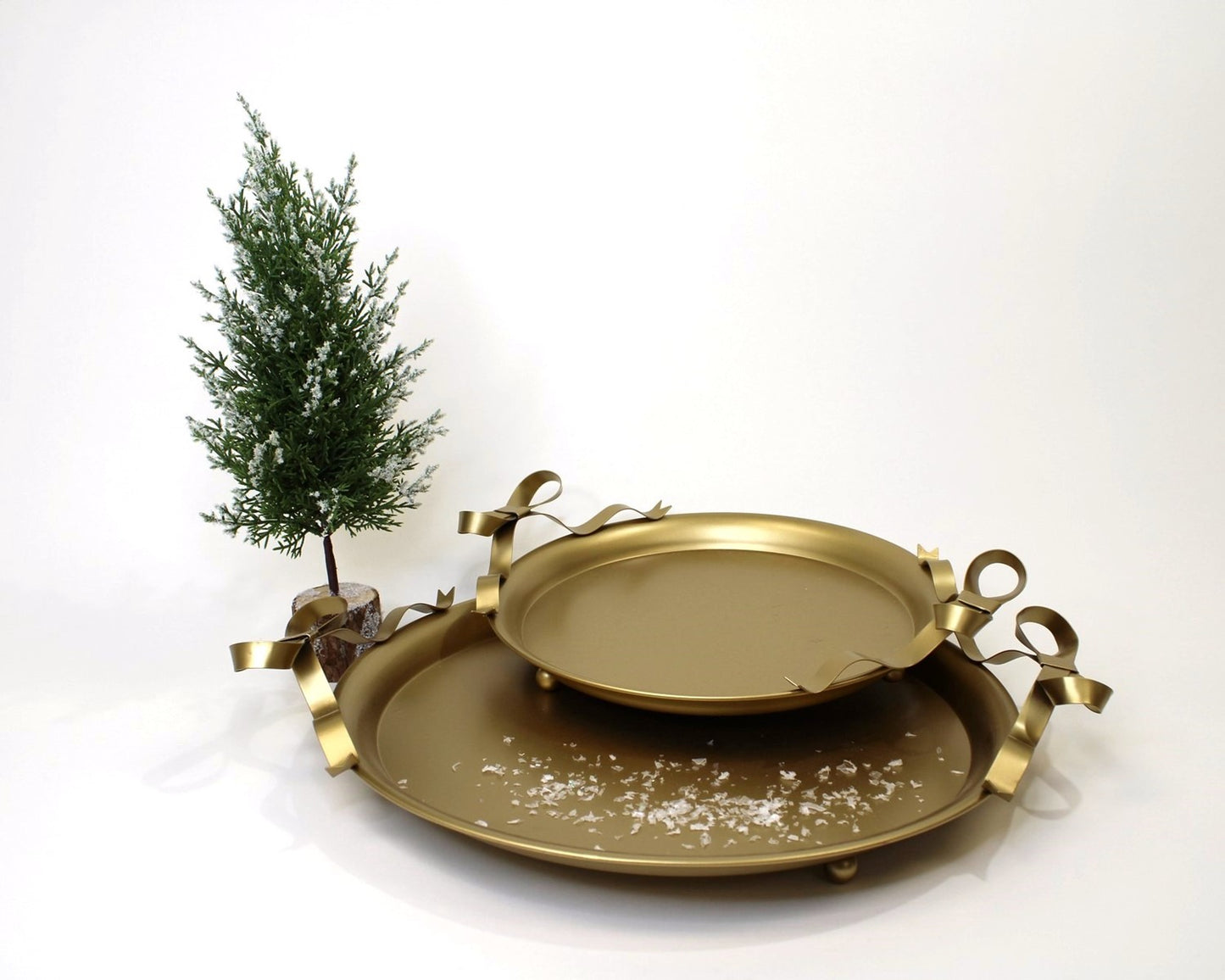 Bow Metal Trays