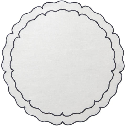 Linho Scalloped Placemat