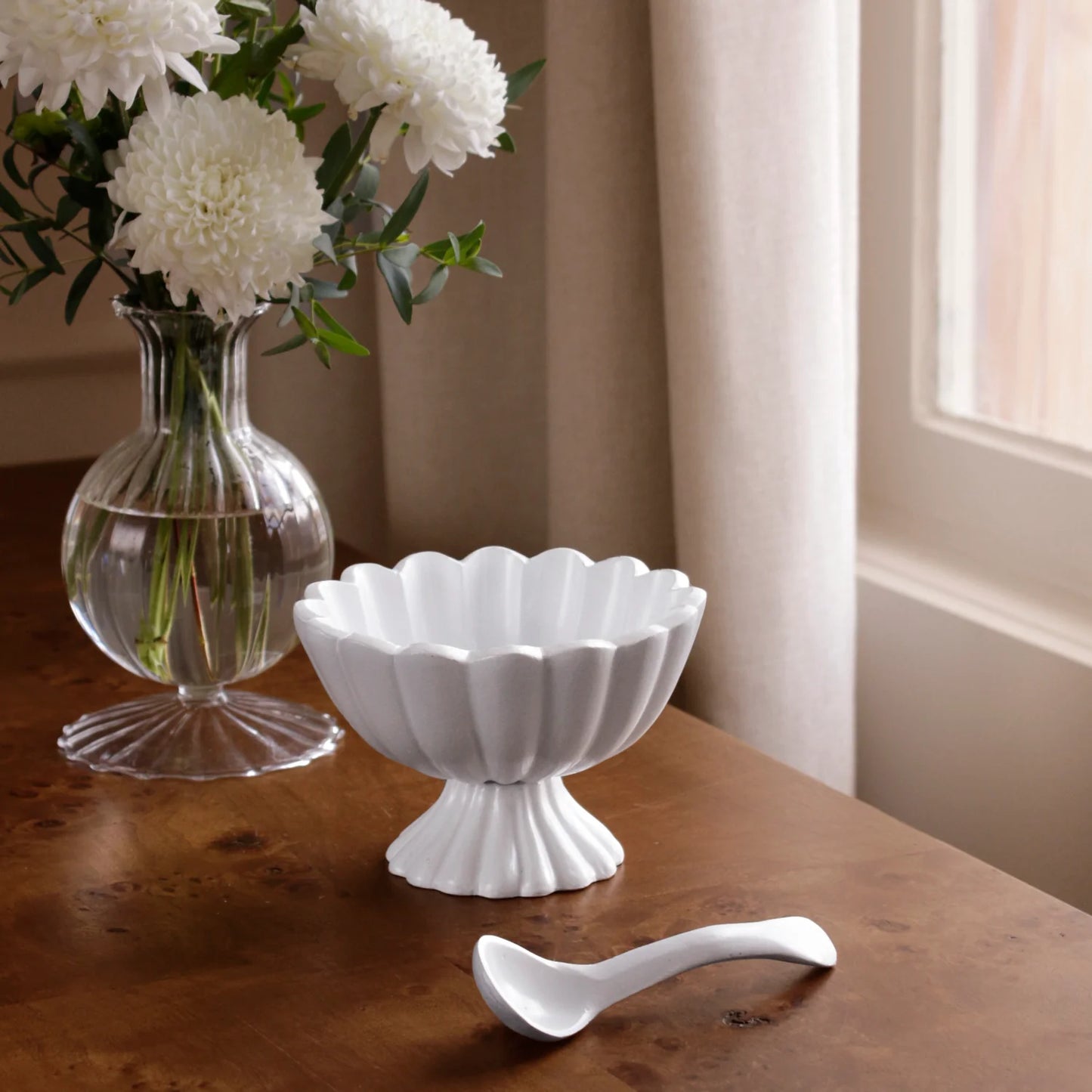 Vienna Mini Pedestal & Spoon
