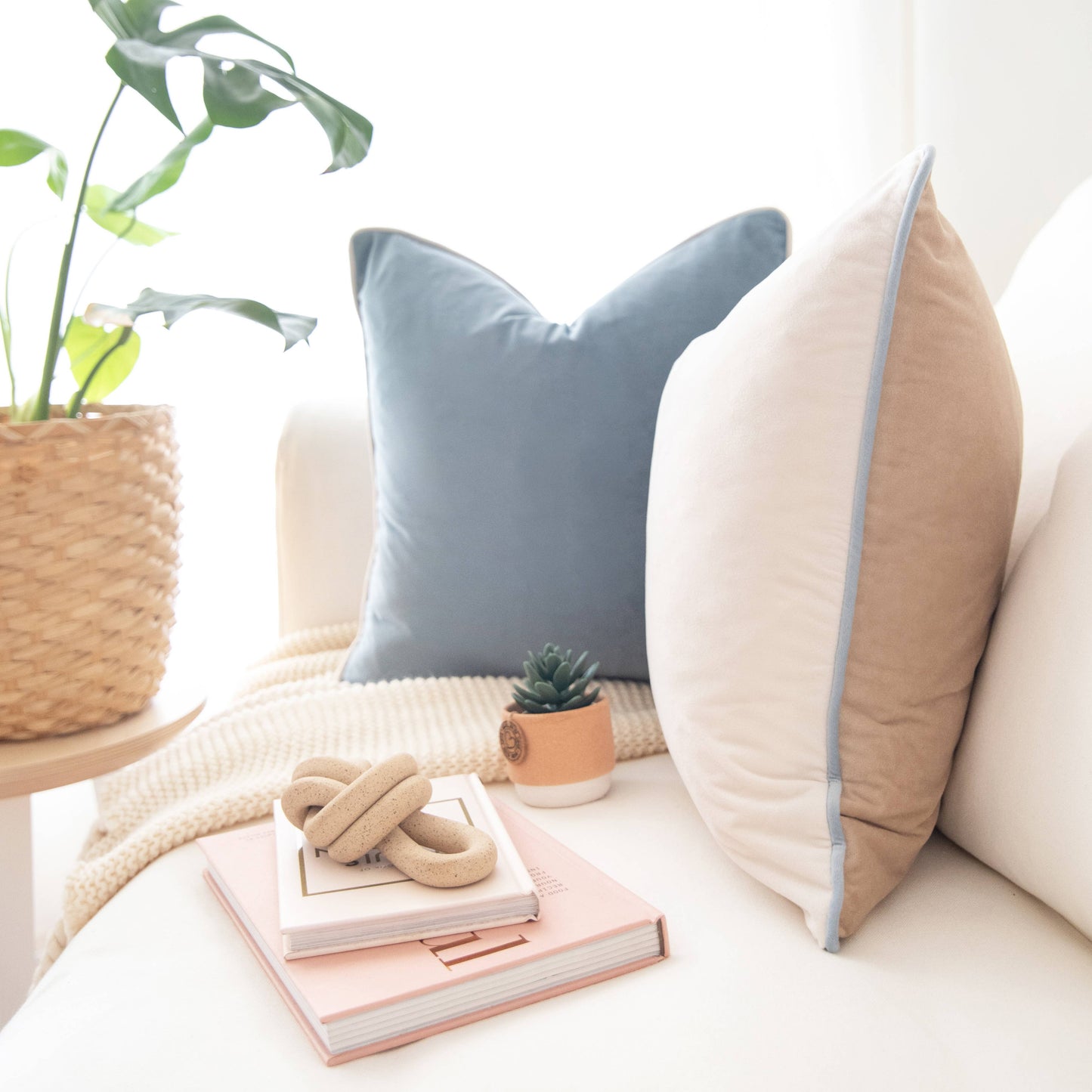 Monteverde Pillow Covers Beige/Light Blue