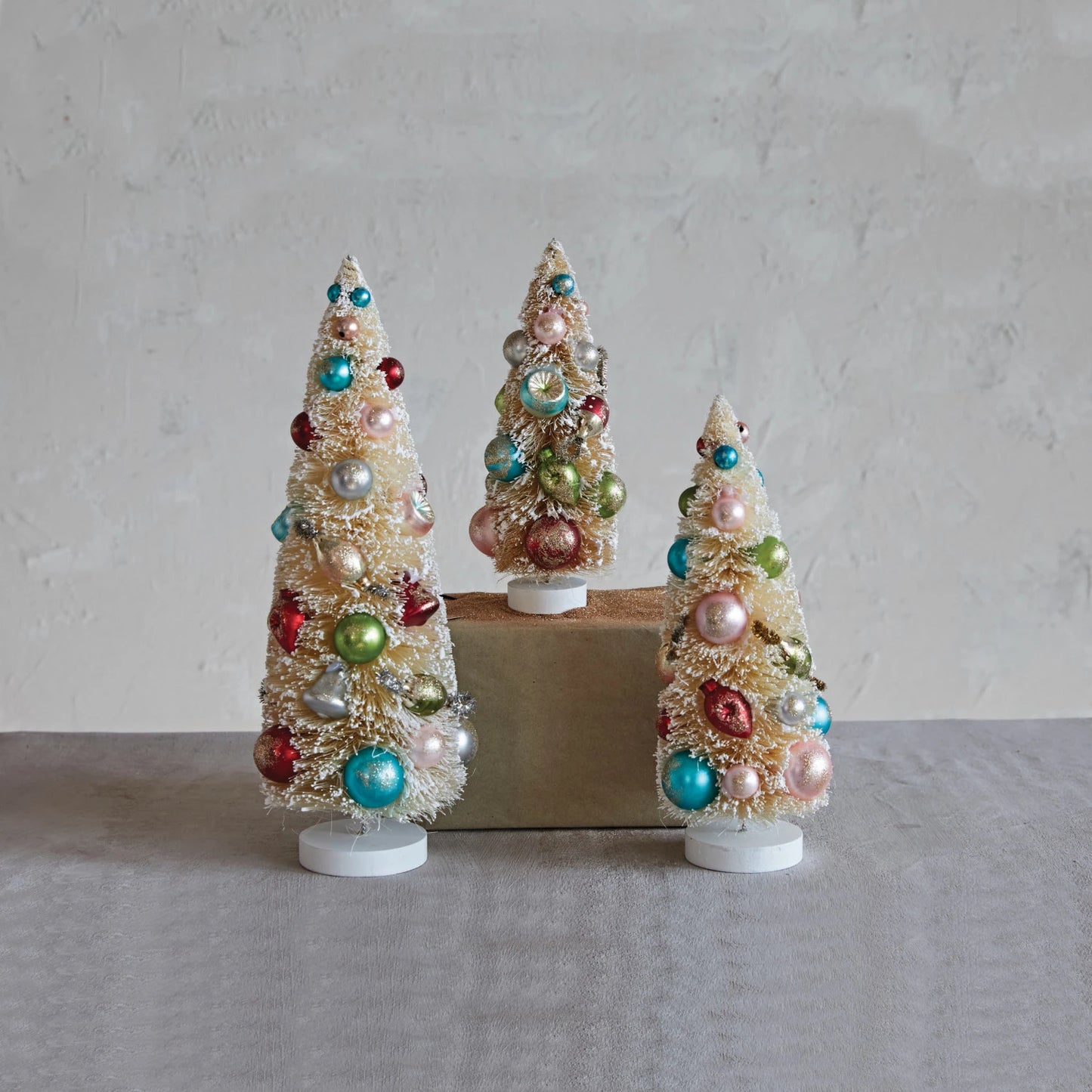 Sisal Bottle Tree With Ornaments